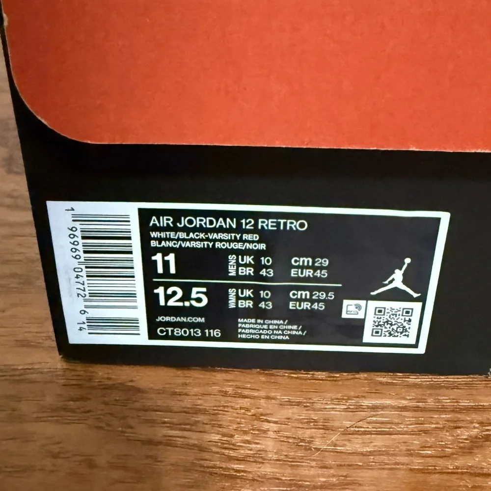Air Jordan Cherry CT8013-116 Like New With Box - Size 11